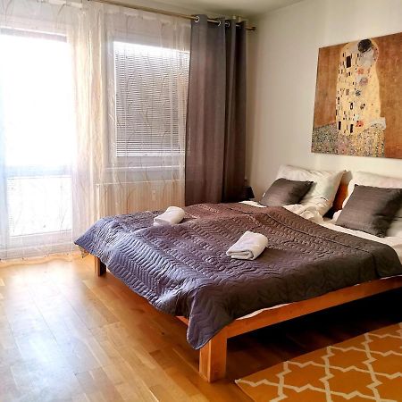 Cozyhome Retro Apartment 브라티슬라바 외부 사진